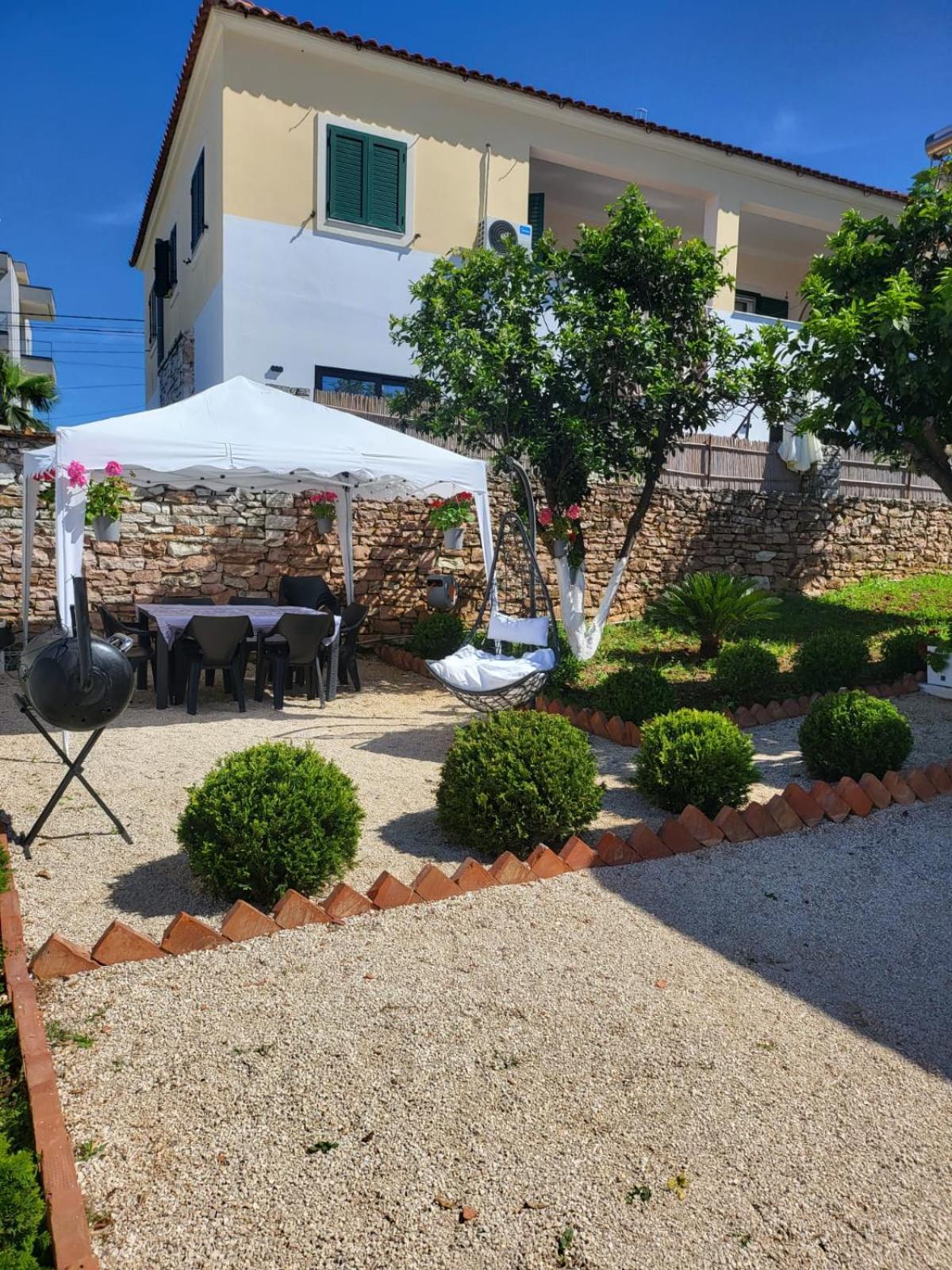 Vila Ademi كساميل المظهر الخارجي الصورة